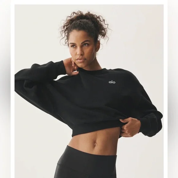 ALO Yoga Black Cropped Crew Sweatshirt size small - Picture 2 of 8